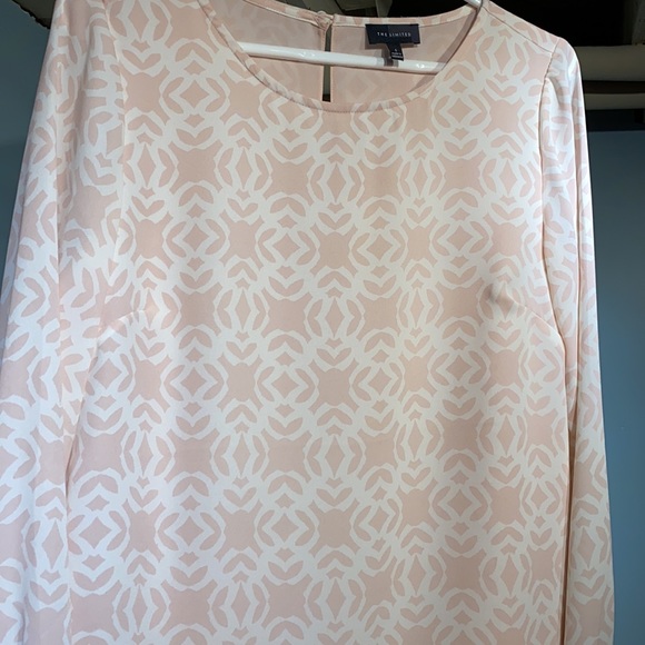 The Limited Blouse - Picture 2 of 8